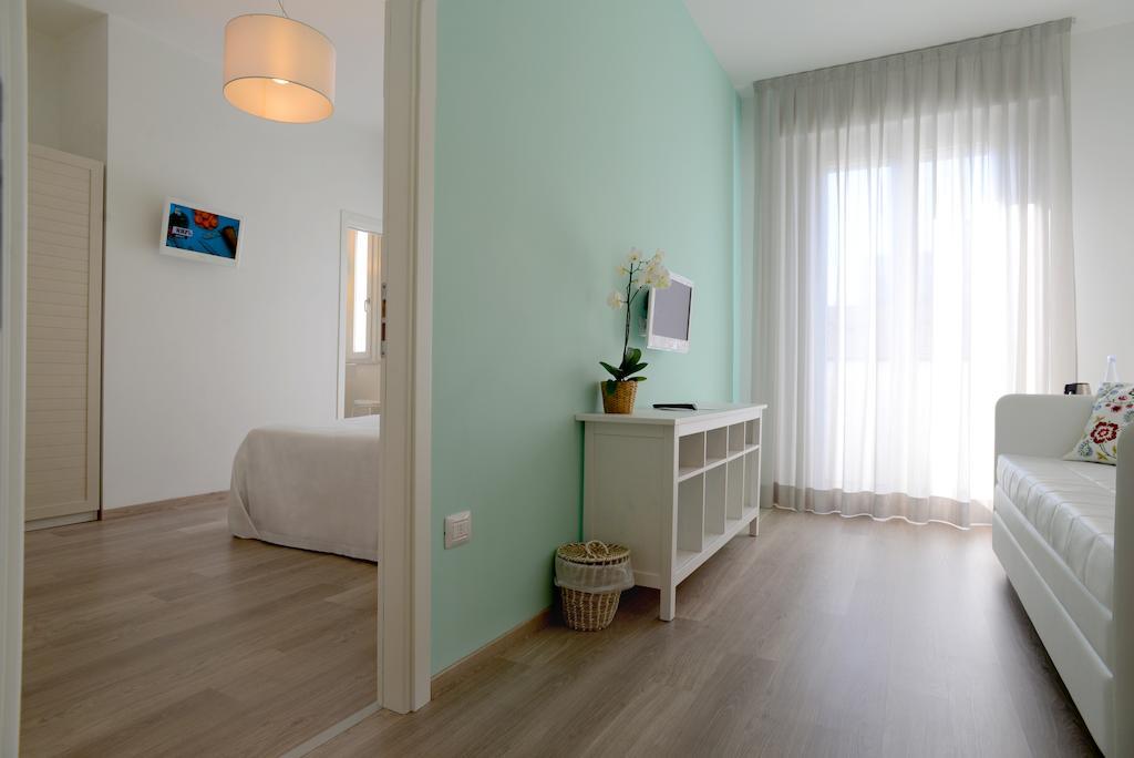 Maree Hotel تْشيزيناتيكو الغرفة الصورة