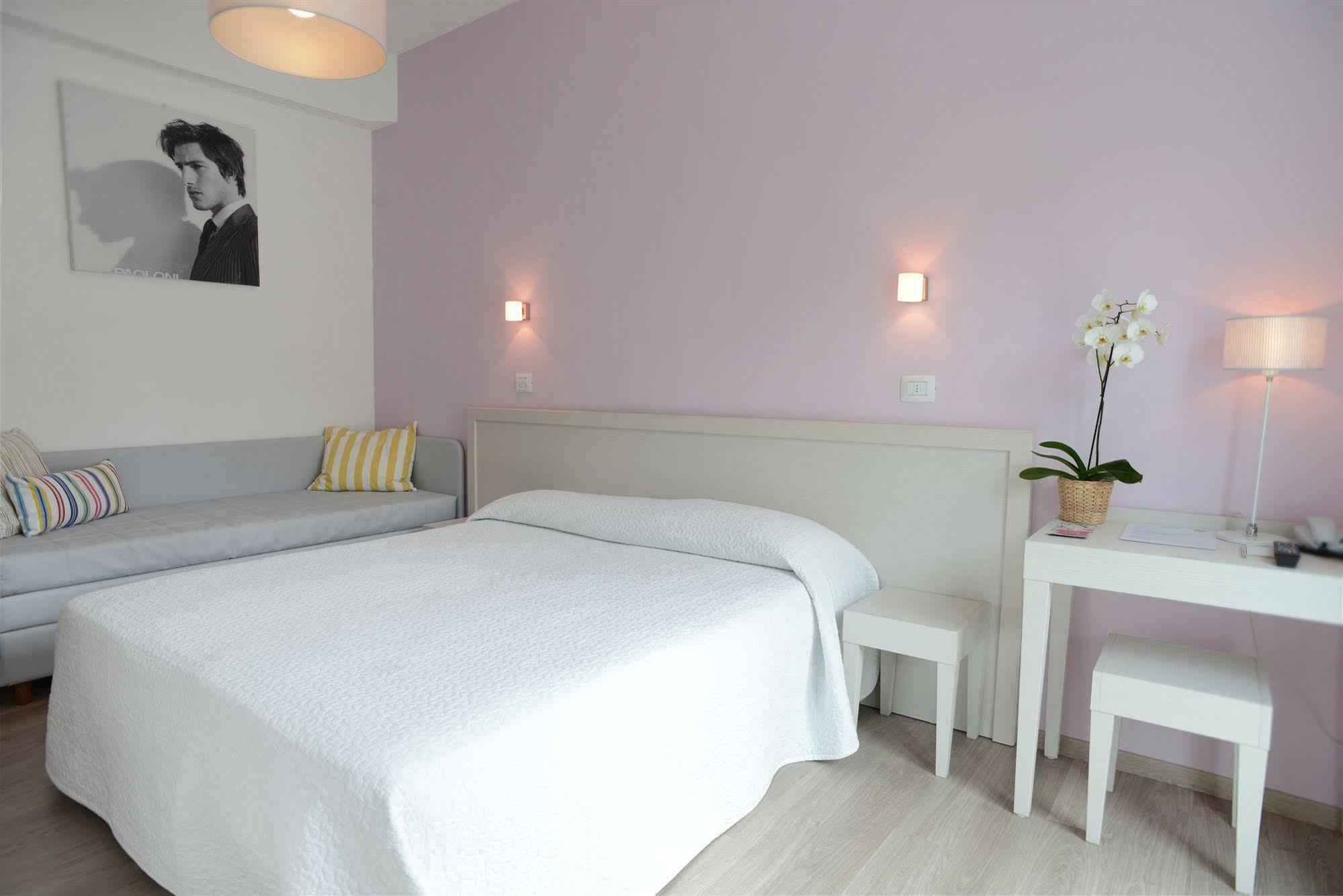 Maree Hotel تْشيزيناتيكو المظهر الخارجي الصورة