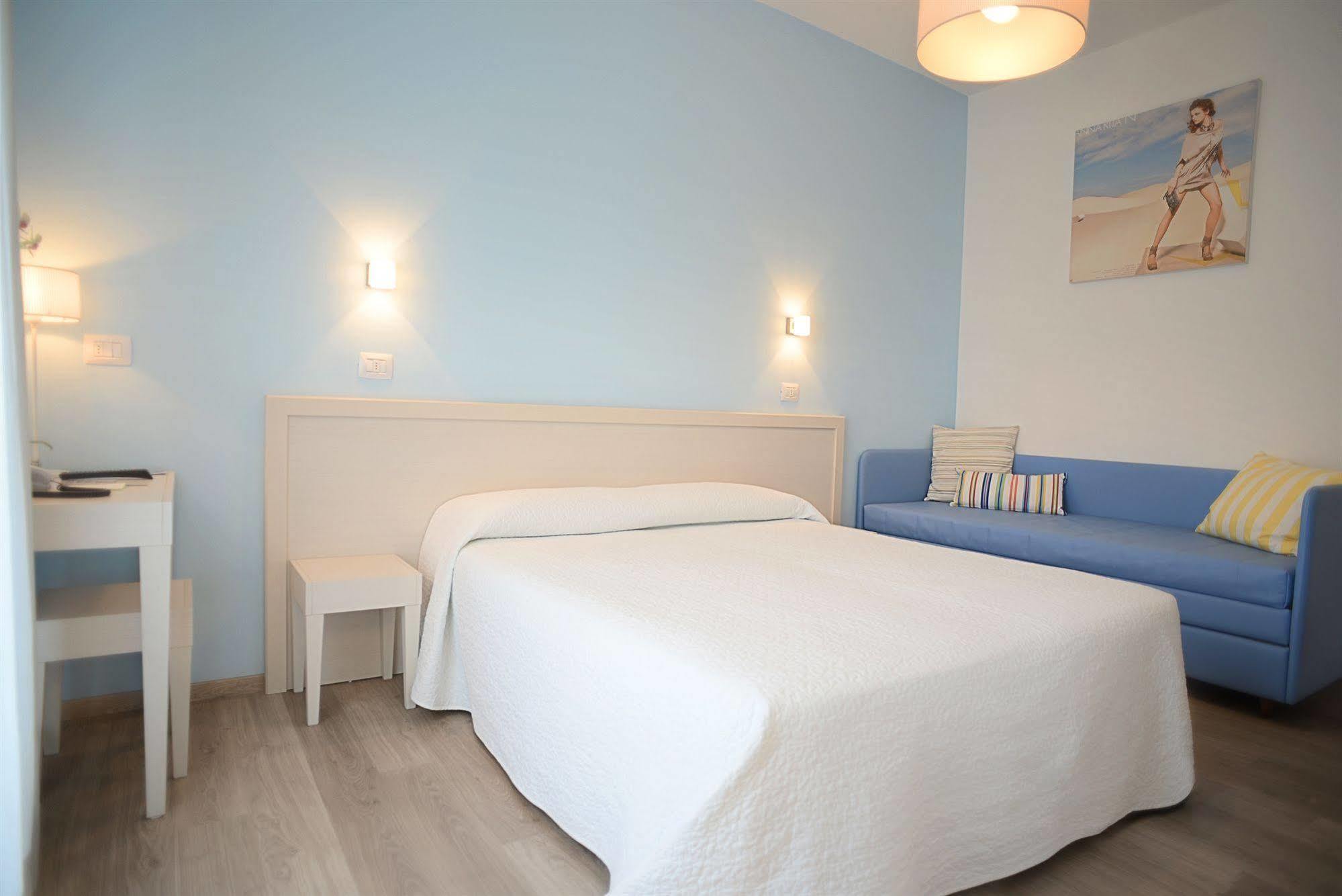 Maree Hotel تْشيزيناتيكو المظهر الخارجي الصورة